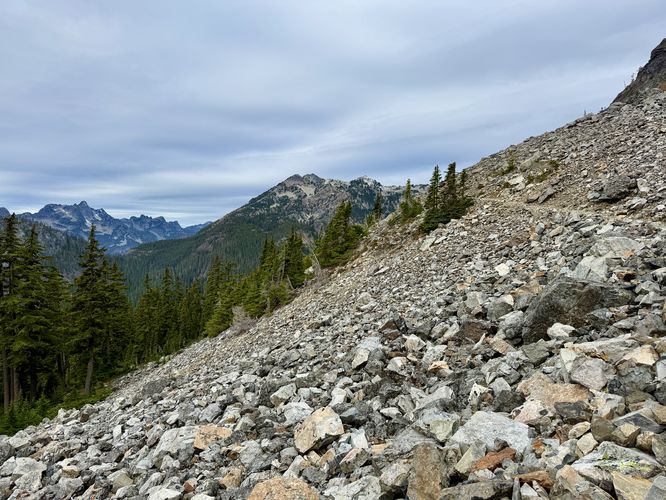 Picture 20 of Kendall Katwalk Hike