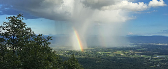 Default image for Kepler Overlook Hike, a 5.9-mile trail in Strasburg, VA (US)