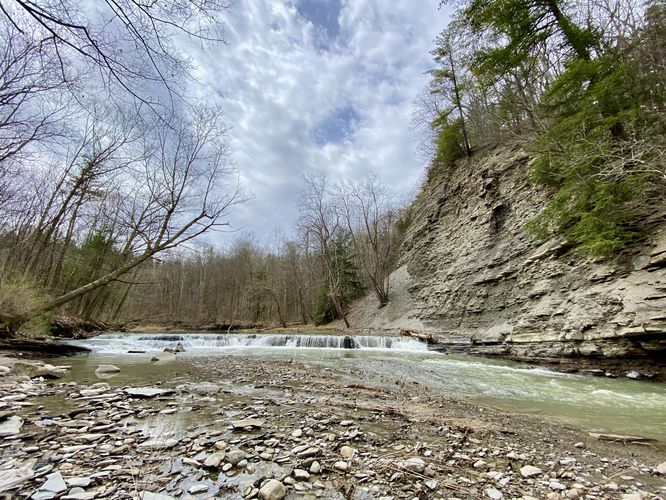 Keshequa Creek Falls and rock ledges