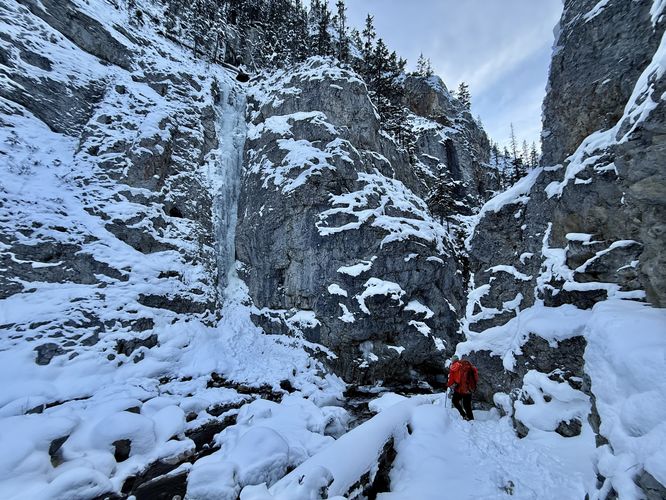 Picture 17 of King Creek Canyon Ice Climbs