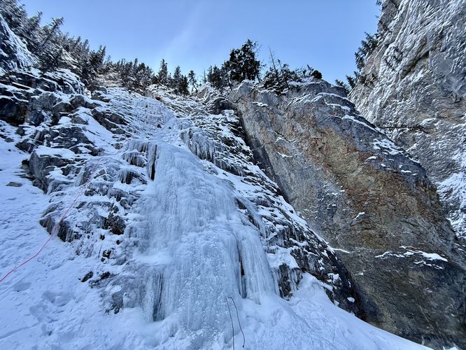 View of the 2nd Flow / Main Flow / The Mentor (~30 meters tall)