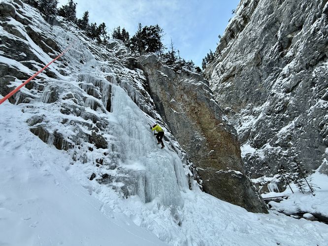 2nd Flow / Main Flow / The Mentor (~30 meters tall)