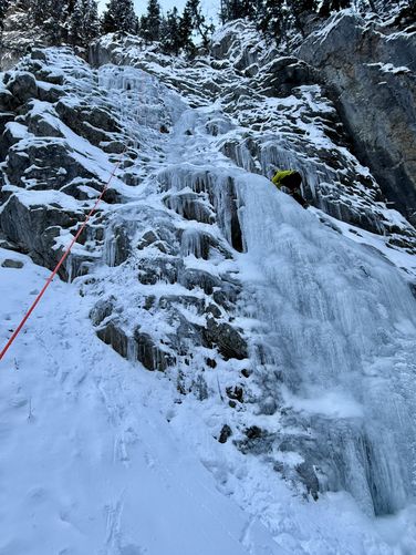 Picture 32 of King Creek Canyon Ice Climbs
