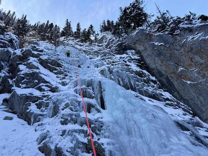 Picture 47 of King Creek Canyon Ice Climbs