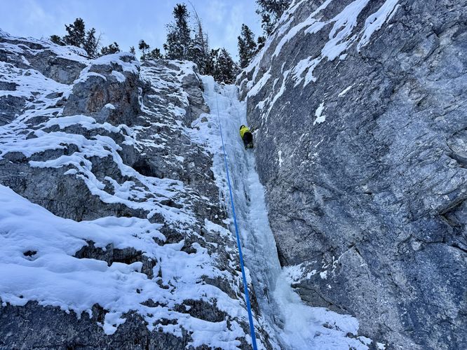 Picture 57 of King Creek Canyon Ice Climbs