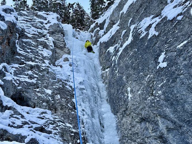 Picture 60 of King Creek Canyon Ice Climbs
