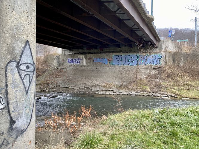 Bridge graffiti