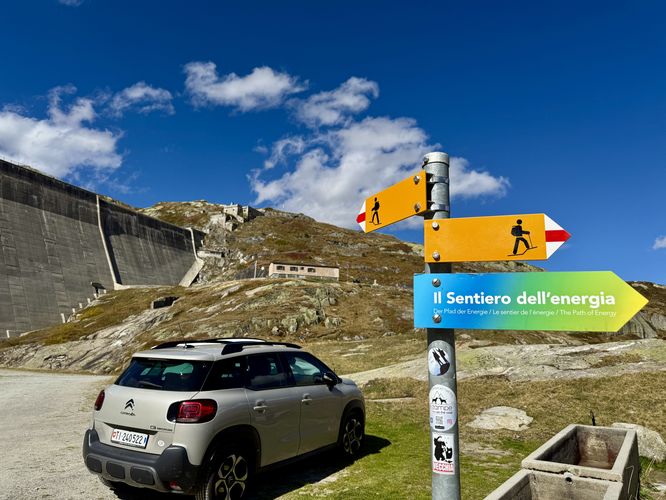 Follow trail signs to hike up to the Lago di Lucendro dam