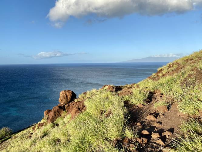 View of the ocean and Lanai from the Lahaina Pali Trail