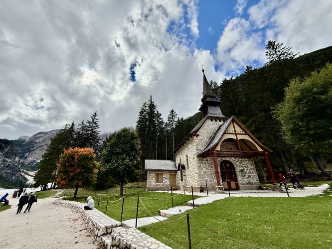 Picture 38 of Lake Braise Hike