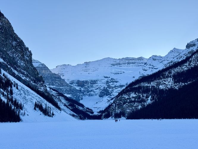 Picture 6 of Lake Louise in winter