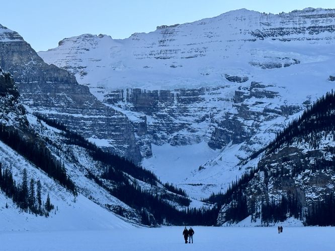 Picture 9 of Lake Louise in winter