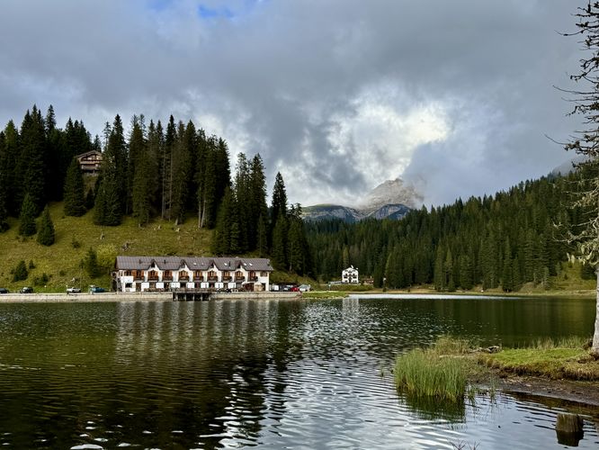 Northern view of Lake Misurina and a nearby restaurant
