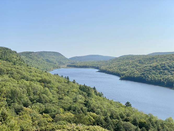 View of Lake of the Clouds from the main overlook