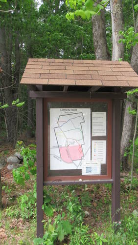 Trail map at information kiosk