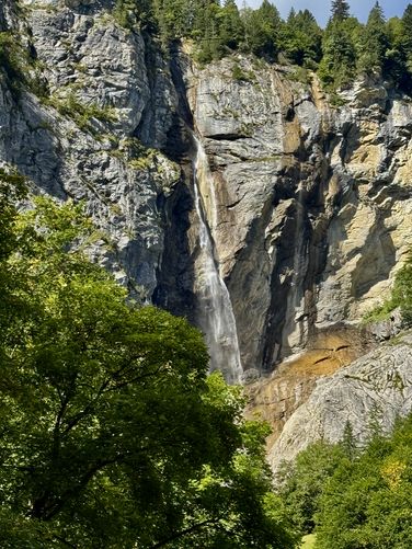 Picture 24 of Lauterbrunnen Valley Loop
