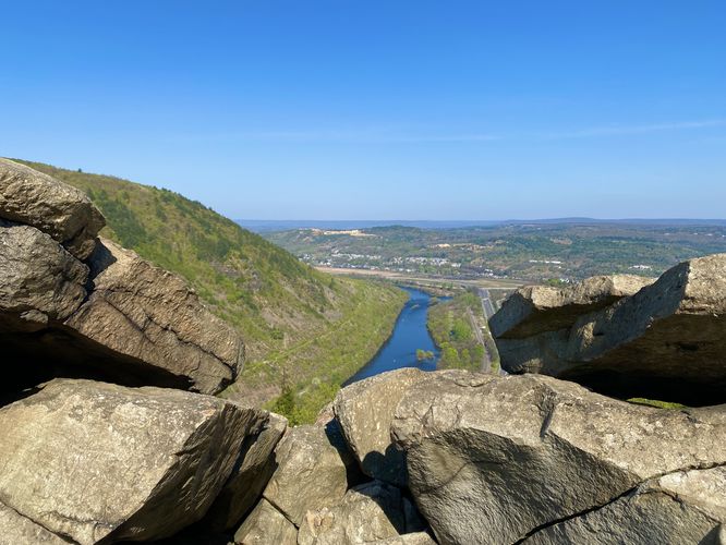 Lehigh Gap vista (facing north)