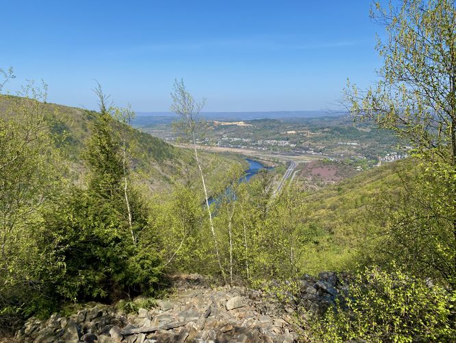 Lehigh Gap vista (facing north) of the Lehigh River