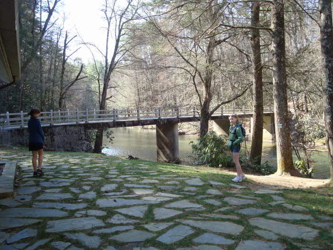 Picture 2 of Linville Falls Hike 040410