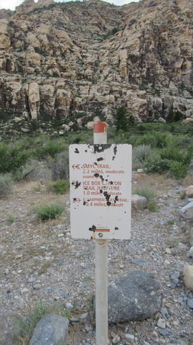 Trail sign in need of maintainence