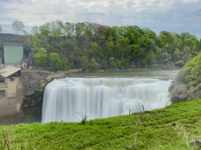 Default image for Lower Falls Loop, a 0.9-mile trail in Rochester, NY (US)