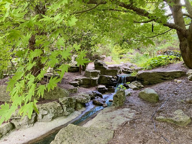 Small waterfall (human-made)