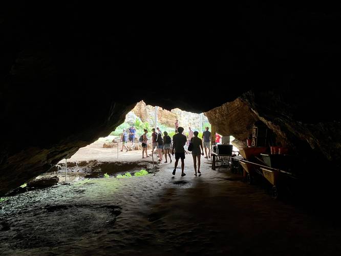 Makauwahi Cave Trail