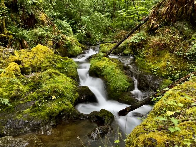 Long exposure of Upper Maple Creek Falls