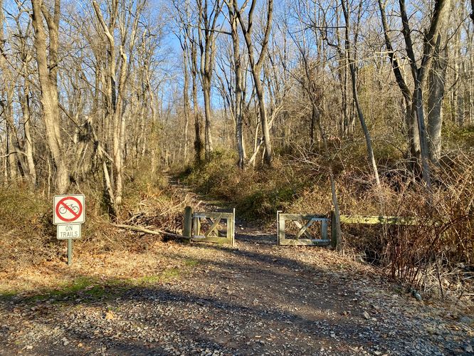 Maple Falls trailhead