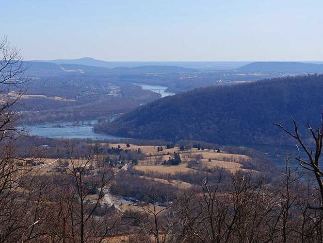 Default image for Maryland Heights Hike, a 5.0-mile trail in Washington County, MD (US)
