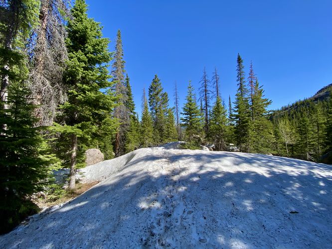 More snowfields along Lake Haiyaha Trail