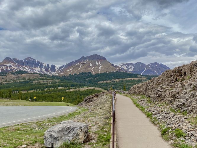 Universal access pathway at Molas Pass Overlook