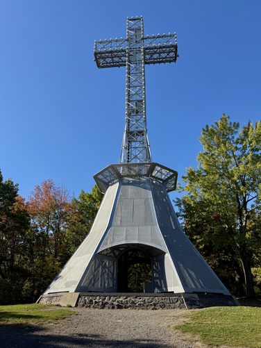 Mount Royal Cross