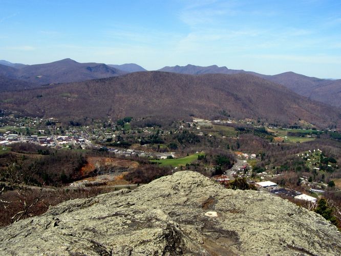 Default image for Mt. Jefferson Hike, a 4.0-mile trail in West Jefferson, NC (US)