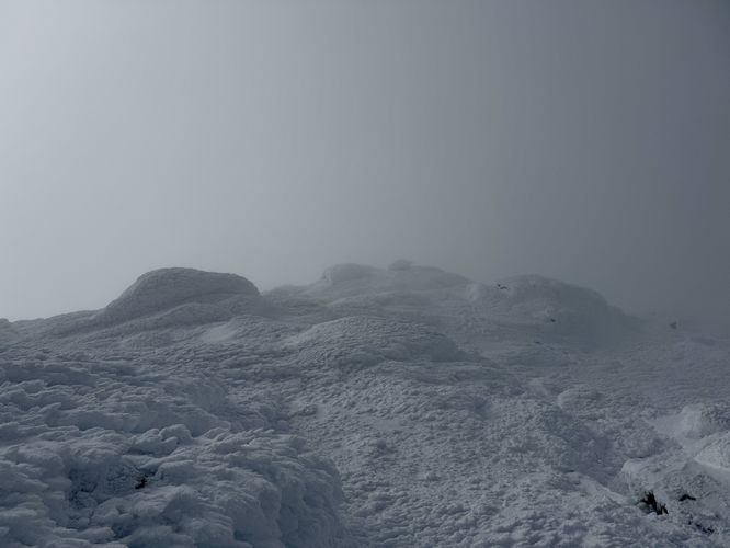 Frozen landscape atop Mt Marcy