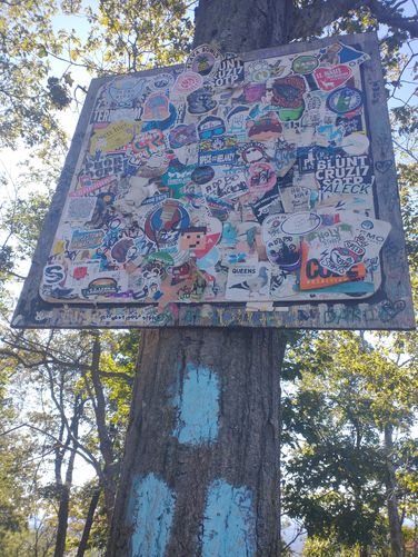 The Blue Blaze Trail starts/ends at the summit of Mt.Tammany and had quite an odd trailhead kiosk.