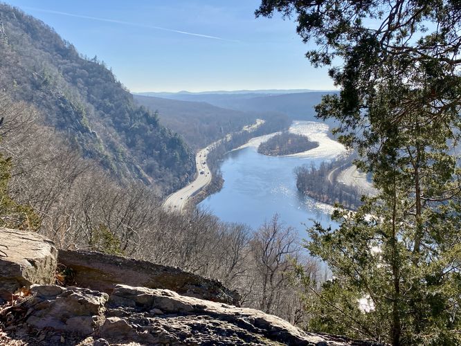 Delaware River and Mt Tammany cliffs View