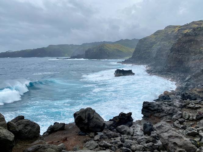 Beautiful northern Maui coastline - turquoise waters near the Nakalele Blowhole