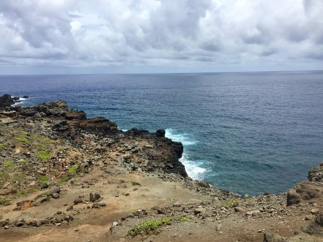 Picture 2 of Nakalele Blowhole Trail