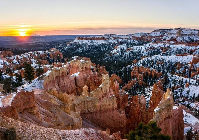 Navajo Loop to Queens Garden Trail - Navajo Loop to Queen Gardens album