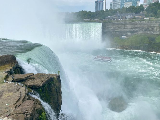 Top of Horseshoe Falls (Terrapin Point)