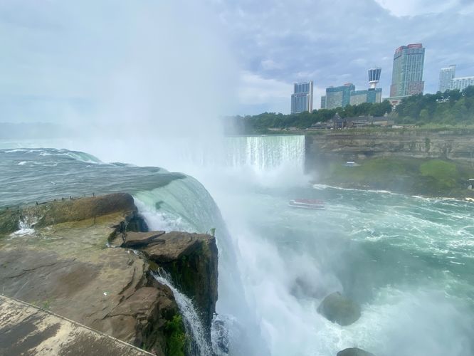 Default image for Niagara Falls Hike (American Side), a 2.1-mile trail in Niagara Falls, NY (US)