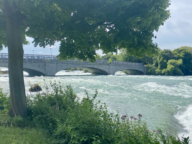 Pedestrian Footbridge crosses the Niagara River