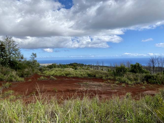 View of the Pacific Ocean near Waimea, HI (Kauai)