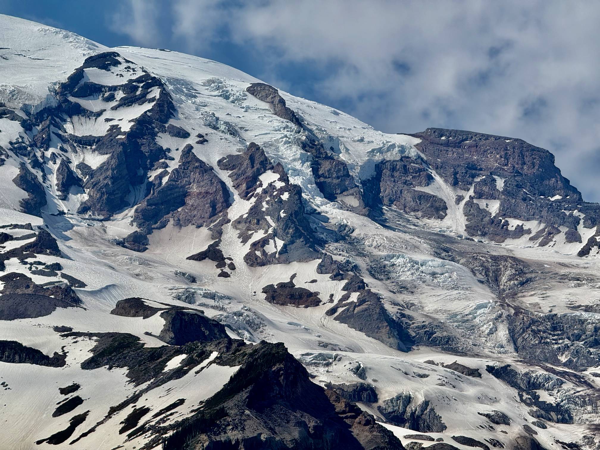 Glacier-capped slopes of Mt. Rainier - Explore Washington State's National Parks & Forests on MyHikes.org
