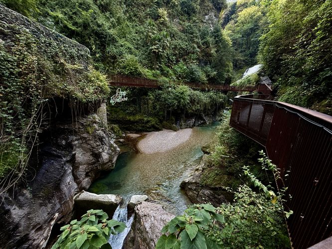 Turquoise pools of Orrido di Bellano