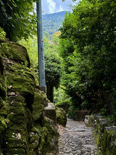 Steep downhill walk to Orrido di Nesso