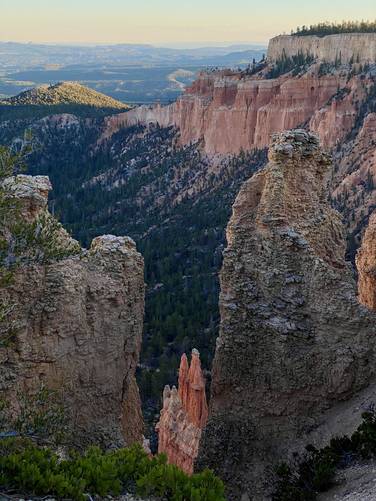 View into Bryce Canyon from Paria View