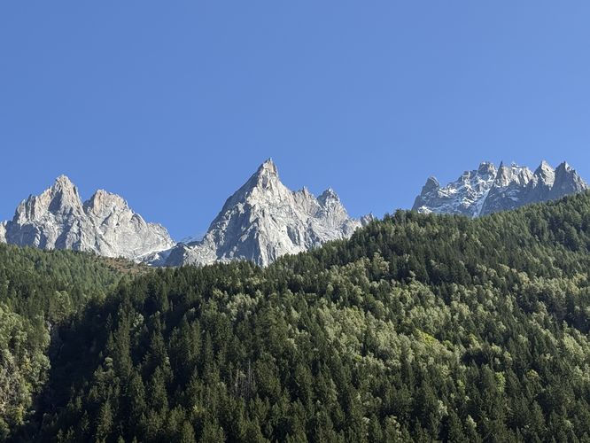Default image for Passage du Montenvers, a 0.2-mile trail in Chamonix-Mont-Blanc, AA (FR)
