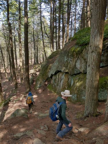 Heading down the trail on our way to see Devils Den